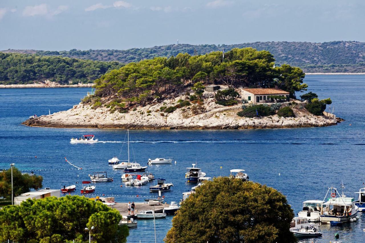 Hvar Harbor Luxury Hvar Town Exterior photo